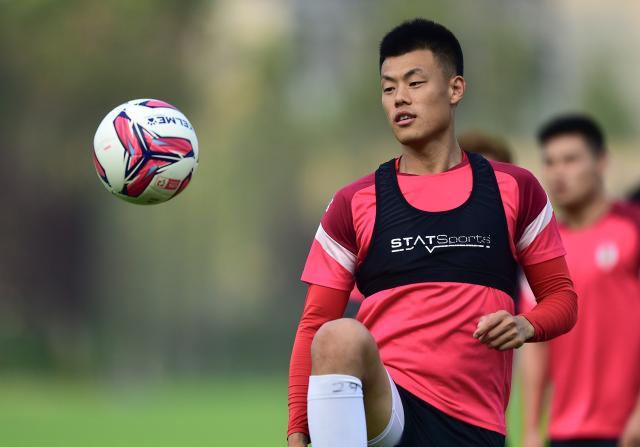 开云app-开荒！谭龙赛季首球自我证明 进入争冠组还要靠他！